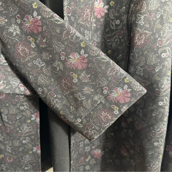Chico's Floral Wonderland sz 2 (large) ponte jacket, office, spring, date night - Picture 7 of 9
